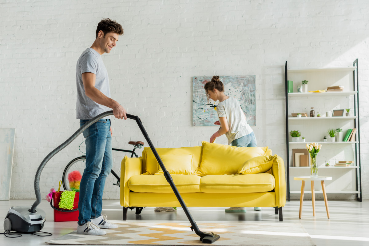 Saray Bayan Temizlikçi